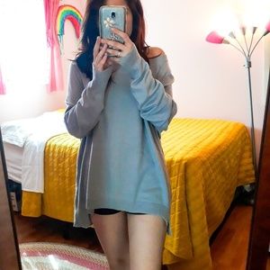 BANANA REPUBLIC// OVERSIZED COMFY SWEATER